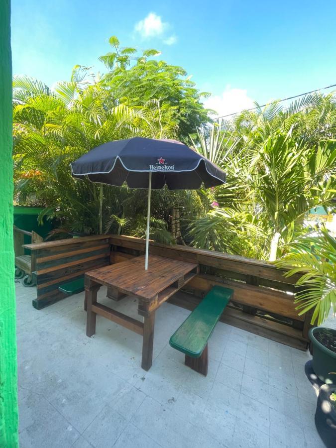 Hotel Les Hamacs Aux Saintes Bis Terre-De-Haut Exterior foto